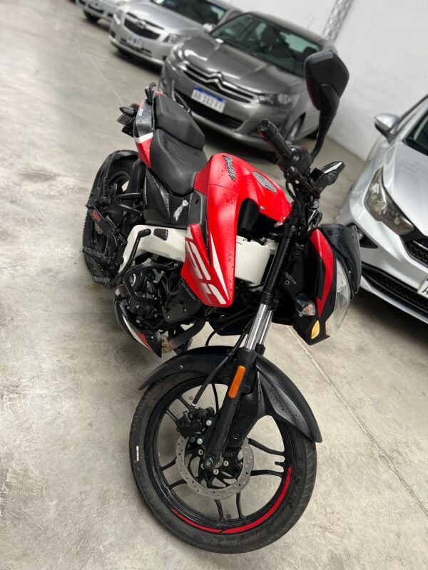 Bajaj Rouser - Image 3