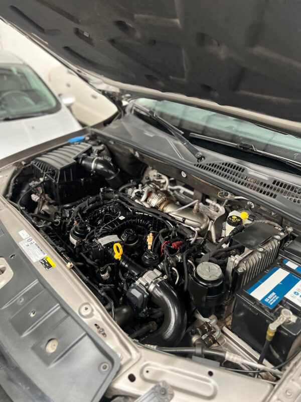 Volkswagen Amarok - Image 5