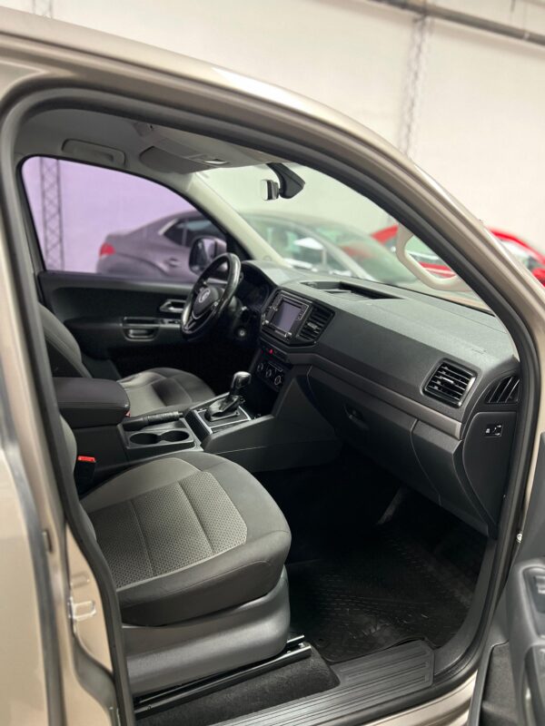 Volkswagen Amarok - Image 6