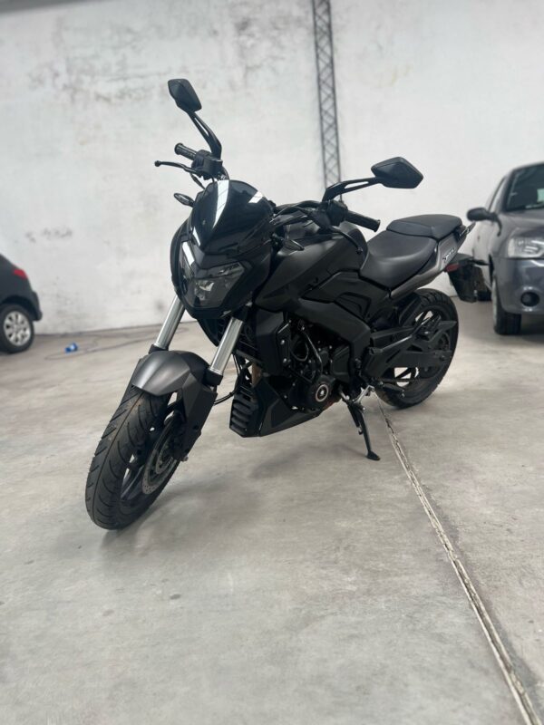 Bajaj Dominar Full