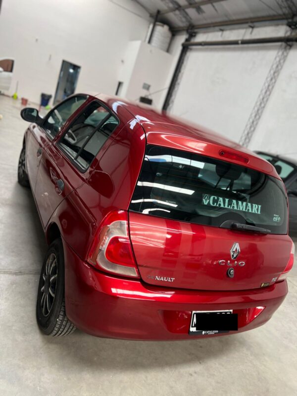 Renault Clio - Image 5