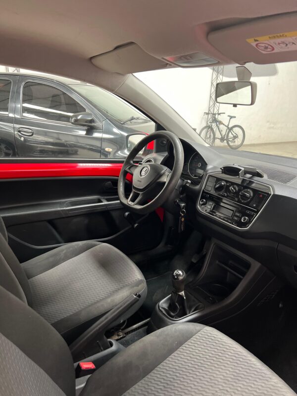 Volkswagen UP! - Image 3