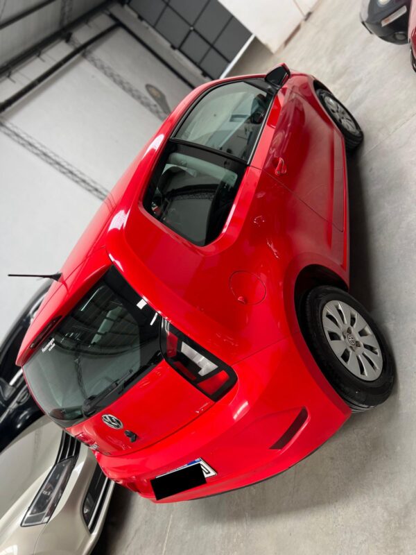 Volkswagen UP! - Image 7