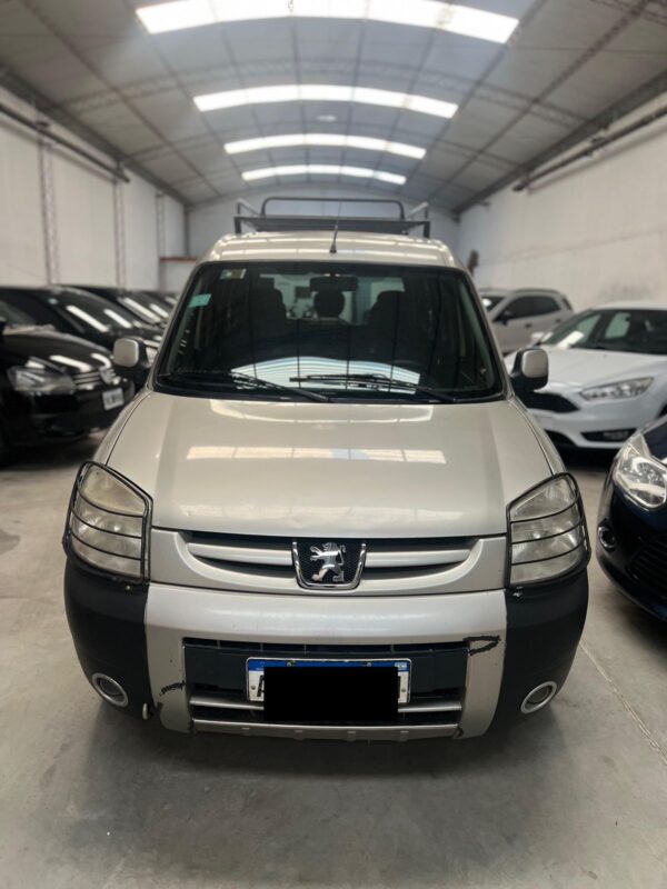 Peugeot Partner Patagónica - Image 2