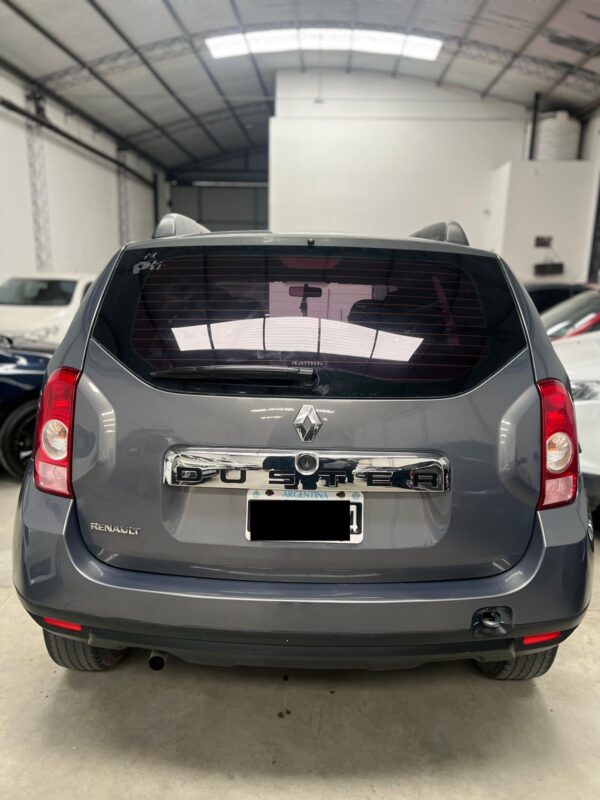 Renault Duster 4x2 - Image 4