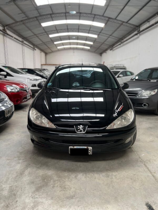 Peugeot 206 X-Line 1.4 - Image 2