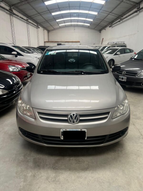 Volkswagen Voyage - Image 5
