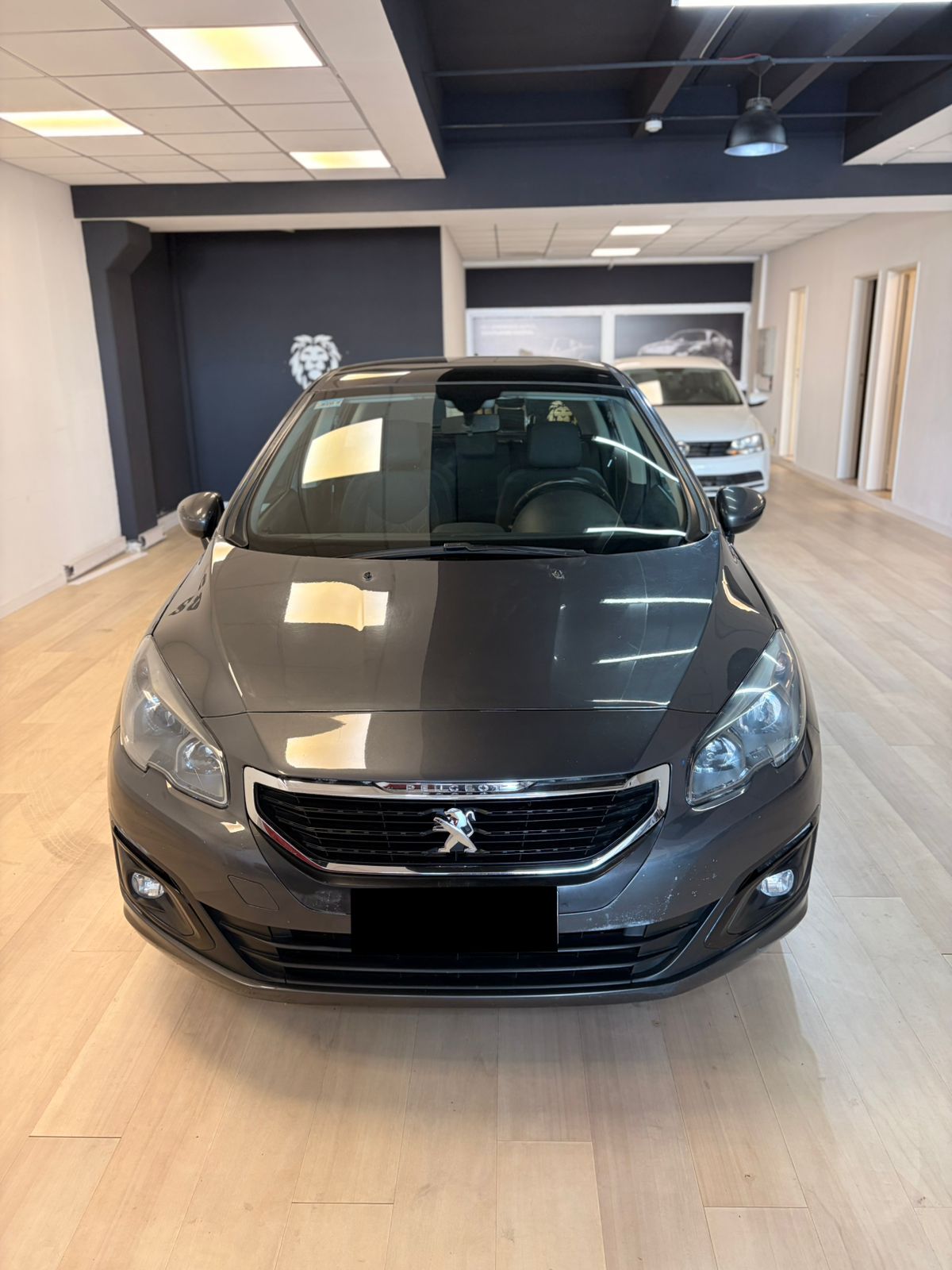 PEUGEOT 308 ALLURE 1.6 - MODELO 2017 - Image 4